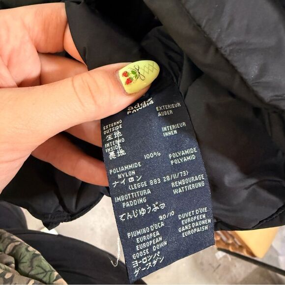 Add Down Black Puffer Jacket with Hood and Quilted Design - Picture 5 of 6